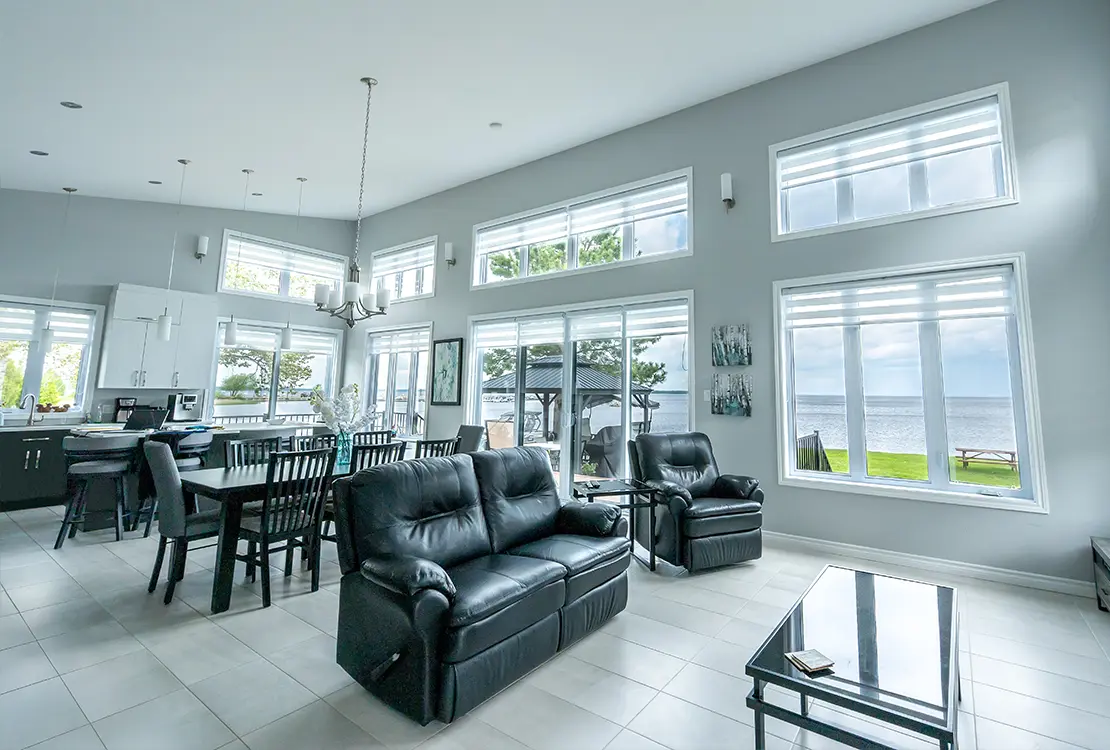 realisation-maison-contemporaine-luc-interieur-salon-cuisine-cmr-construction